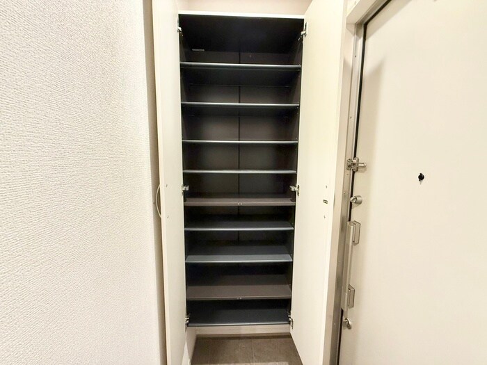 リニュエラ香里園町の物件内観写真