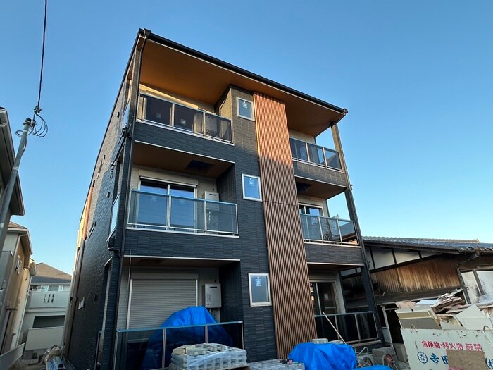 シーズンズ仁川の物件外観写真