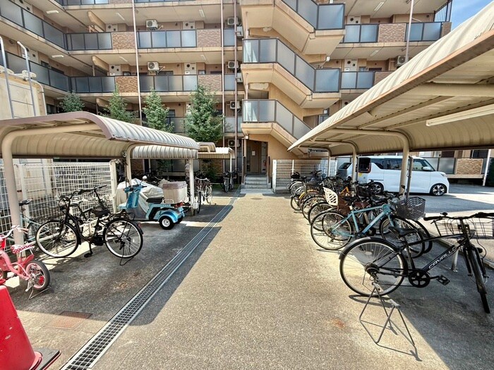 グリーンサム壱番館の物件外観写真