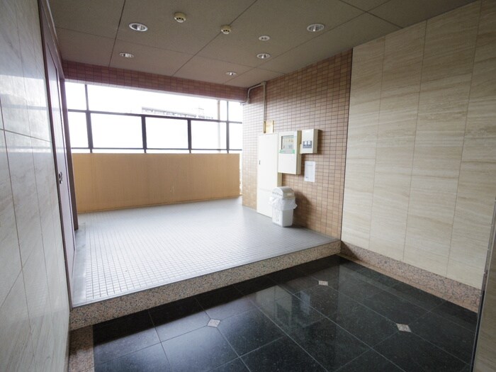 クロ－バ－36の物件外観写真