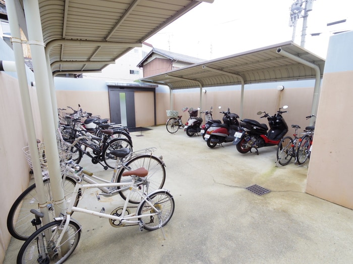 クロ－バ－36の物件外観写真