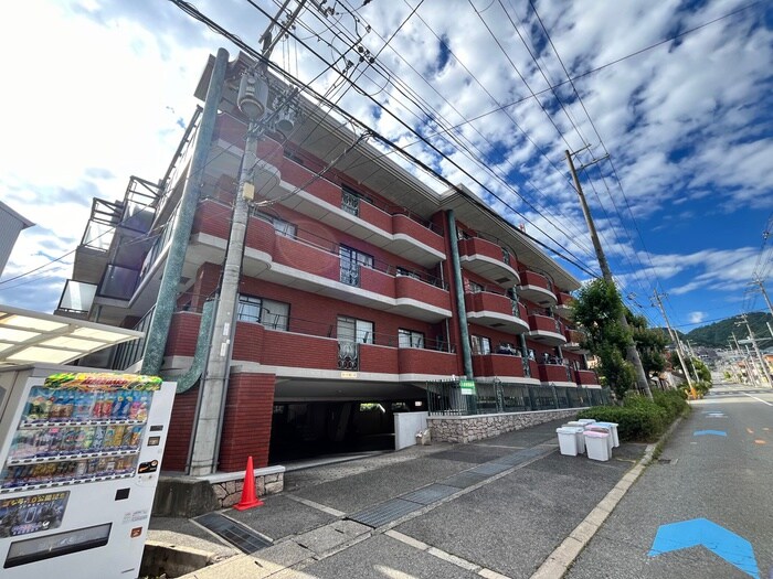 リバ－ジョイントⅡの物件外観写真