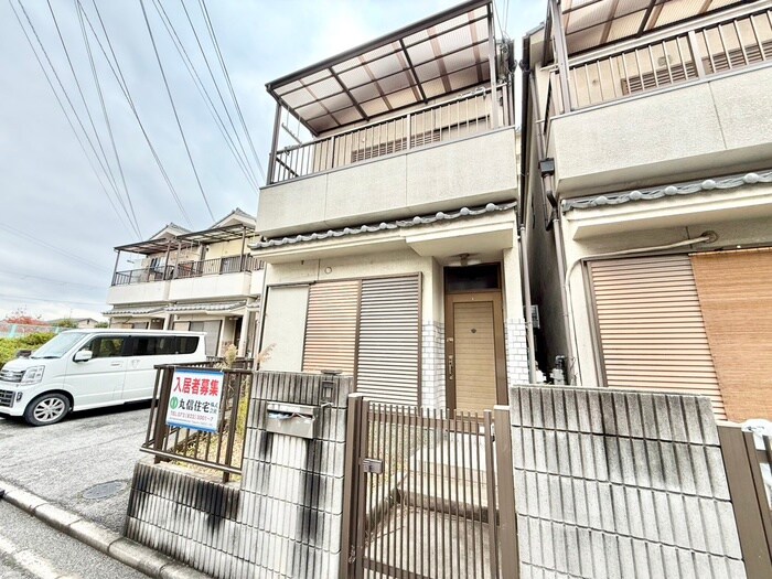 辻本ハイツ６の物件外観写真