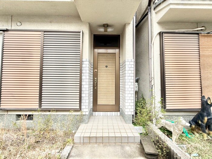 辻本ハイツ６の物件外観写真