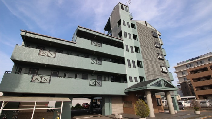 ウインズ１２号館の物件外観写真