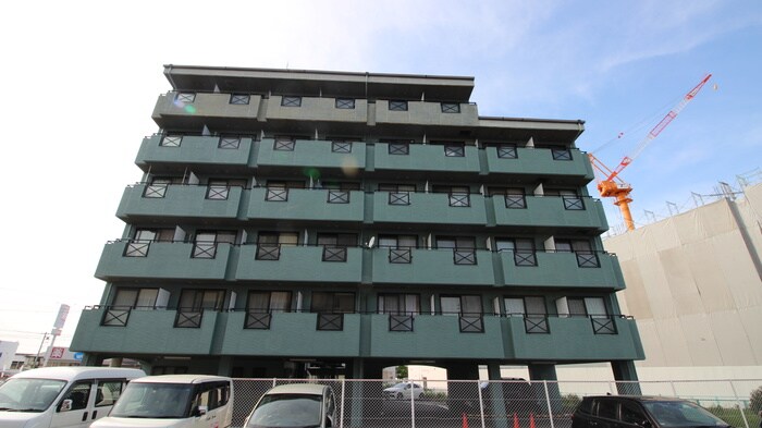 ウインズ１２号館の物件外観写真