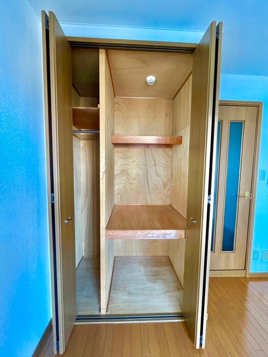 ウインズ１２号館の物件内観写真