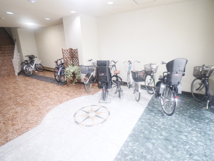 湊川パークハイツ(210)の物件外観写真