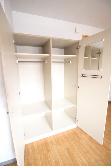 マホガニーコートの物件内観写真