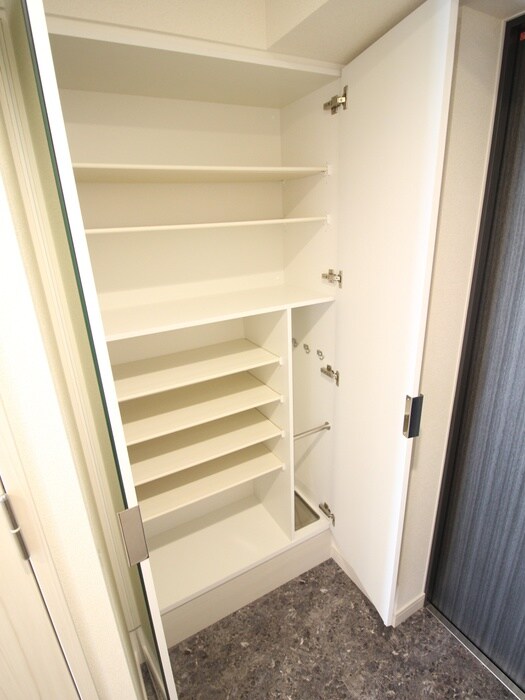 ﾌﾟﾚｻﾝｽTHEKYOTO東福寺EAST(506)の物件内観写真