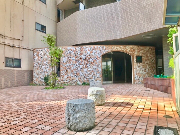 アスティナ天神橋の物件外観写真