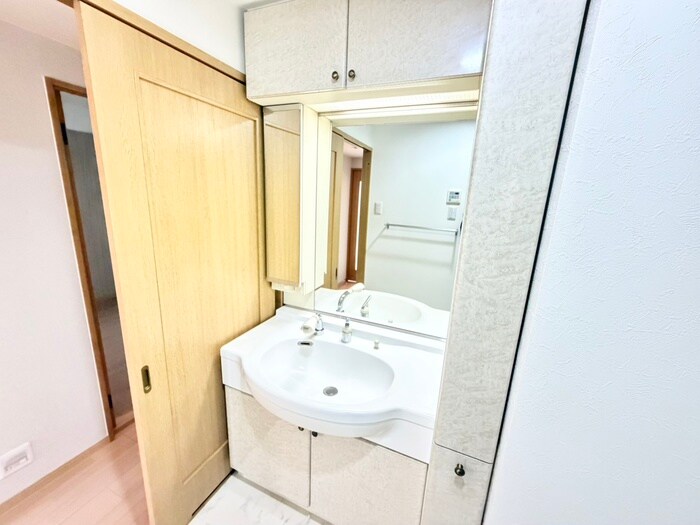 グランドメゾン伏見桃山(704)の物件内観写真