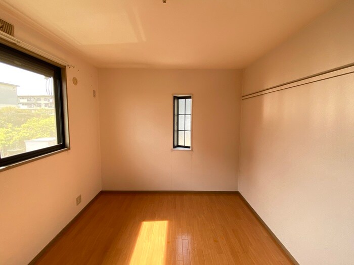 サンガ－デン桜丘B棟の物件内観写真