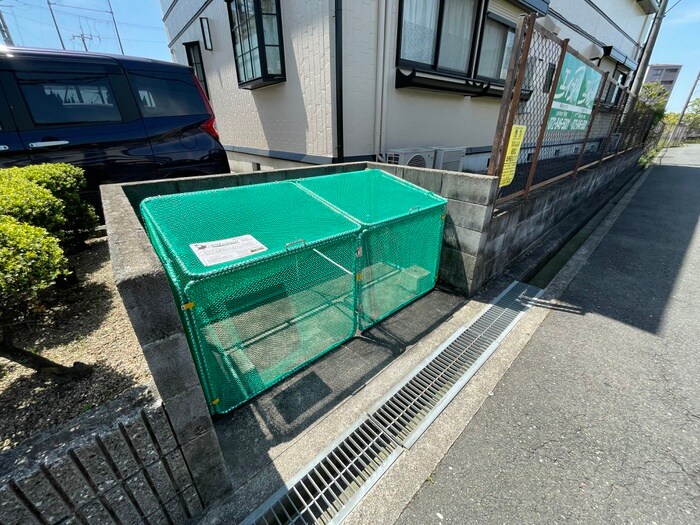 サンガ－デン桜丘B棟の物件外観写真