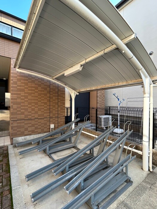 Maison Le Brunの物件外観写真