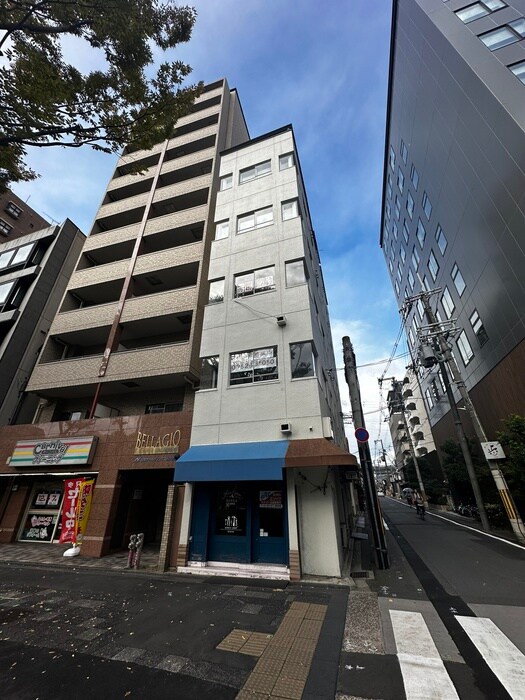 天進ビルの物件外観写真