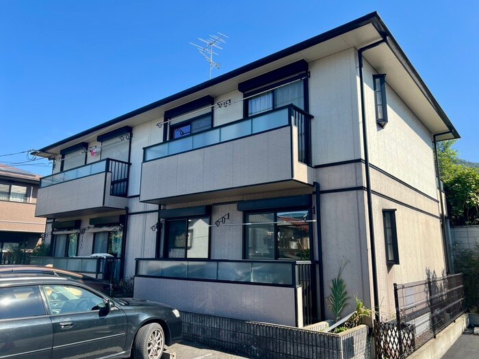 メゾン雲母坂の物件外観写真