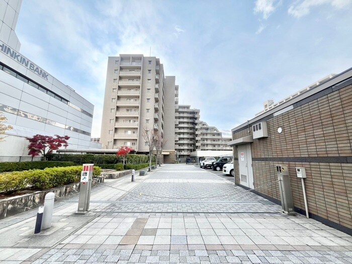 サーパス草津大路（209）の物件外観写真