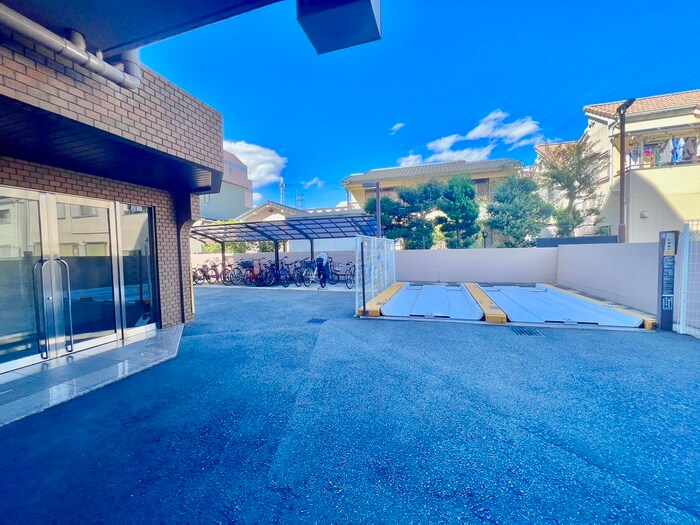 プラマー　Ⅱ番館の物件外観写真