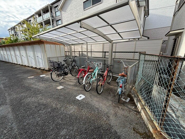 レジデンスクロダの物件外観写真