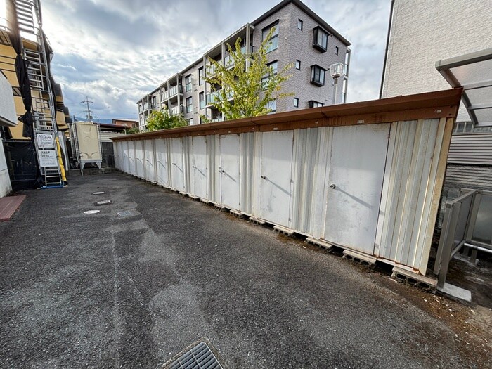 レジデンスクロダの物件外観写真