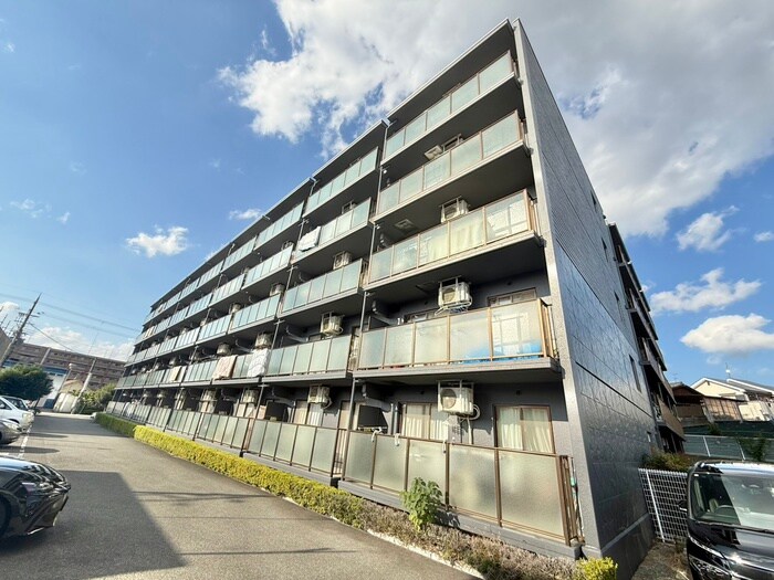 グリーンサム弐番館の物件外観写真