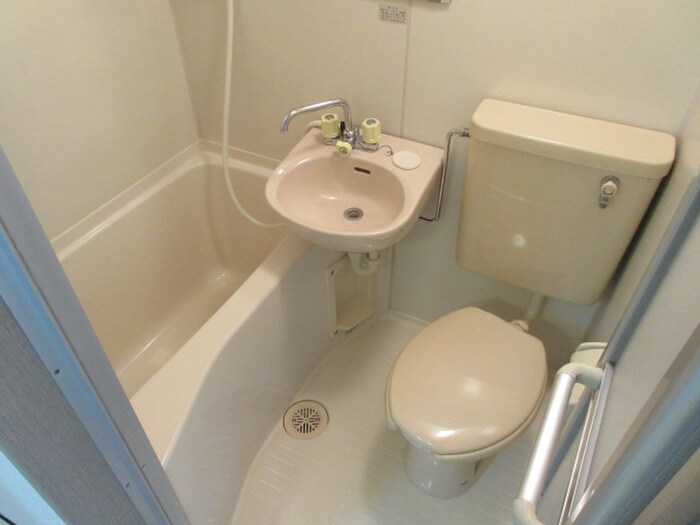 バインオ－クＭＥＴＳの物件内観写真