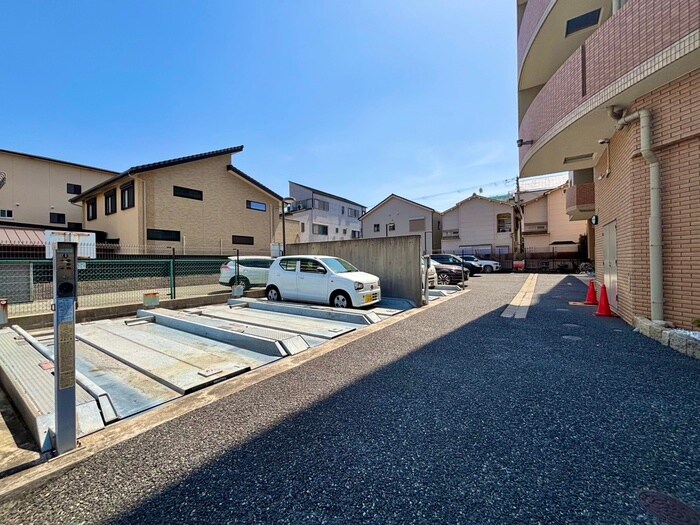 ジェルメ河善の物件外観写真