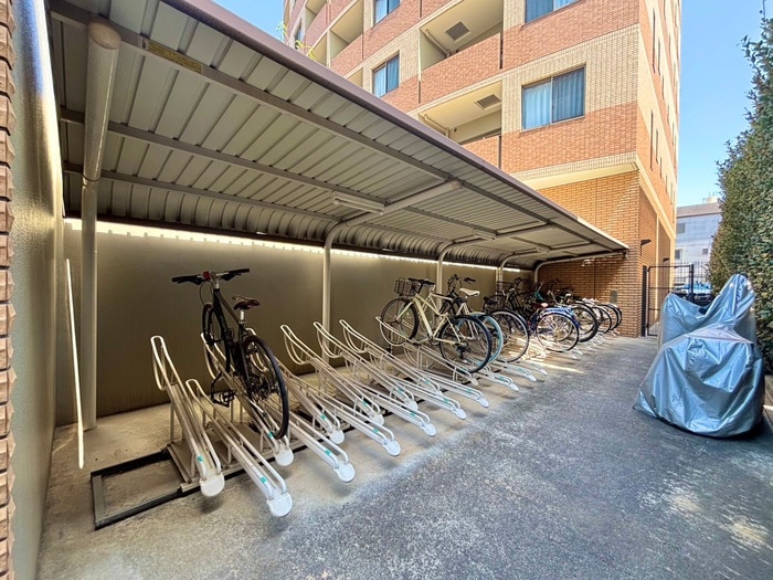 ジェルメ河善の物件外観写真