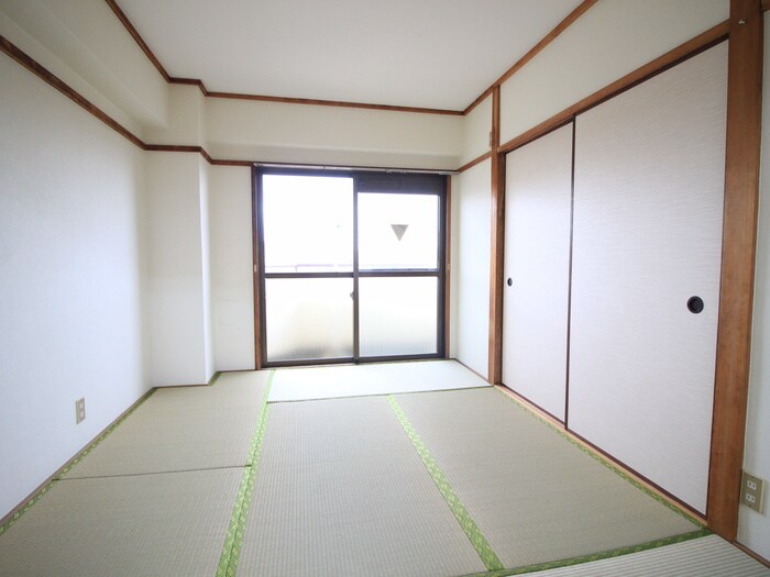 山崎ビル(302)の物件内観写真