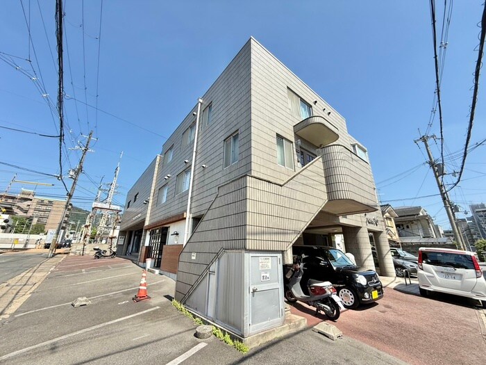 グレース16の物件外観写真