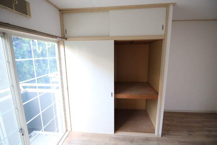 ヴィラプレフェールⅠの物件内観写真