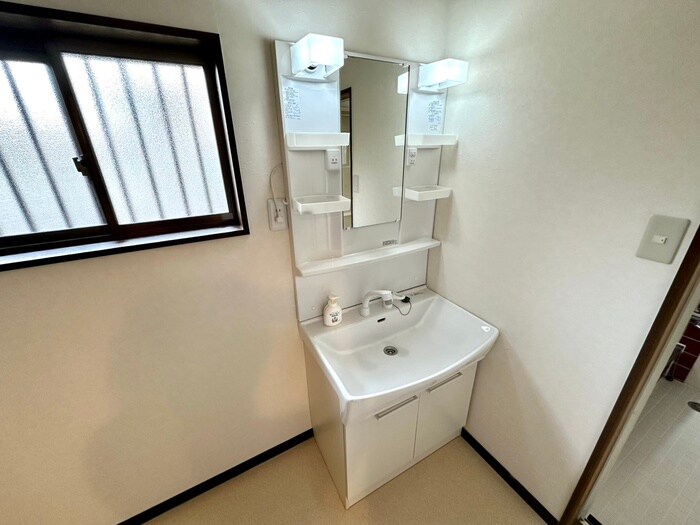 東野百拍子町貸家の物件内観写真