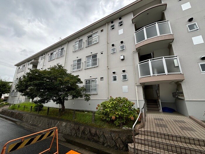 長岡天神ハイツ　18棟　（302）の物件外観写真