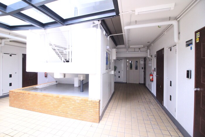 サンヴィラ六甲道パートⅡ(302)の物件外観写真