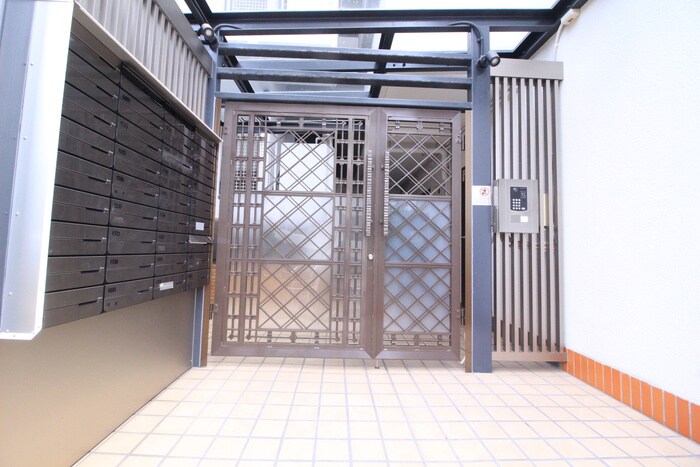 サンヴィラ六甲道パートⅡ(302)の物件外観写真