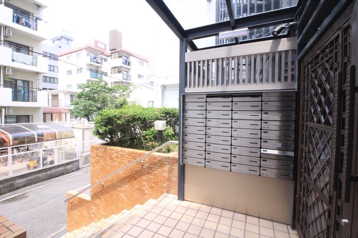 サンヴィラ六甲道パートⅡ(302)の物件外観写真