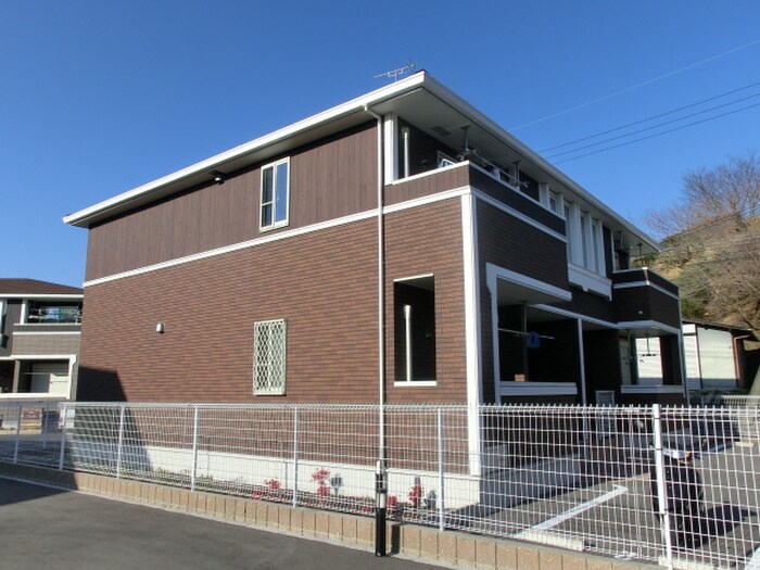 ドルチェヴィータ北山の物件外観写真