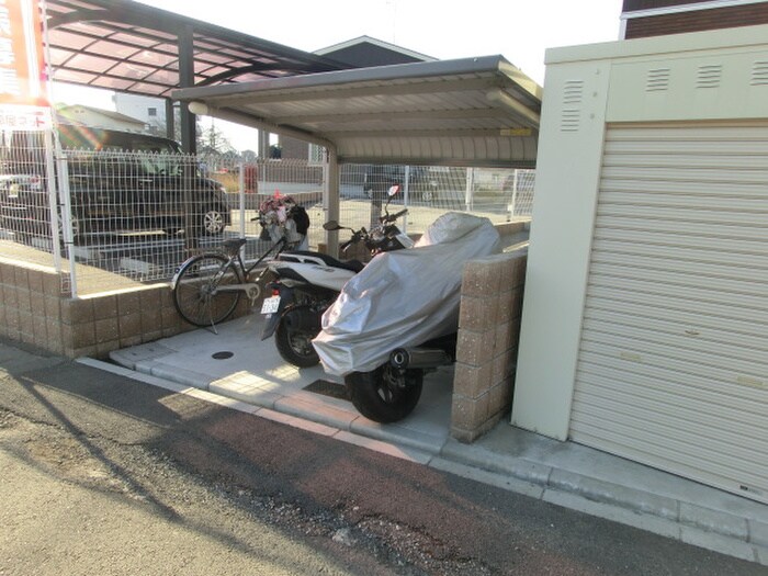 ドルチェヴィータ北山の物件外観写真