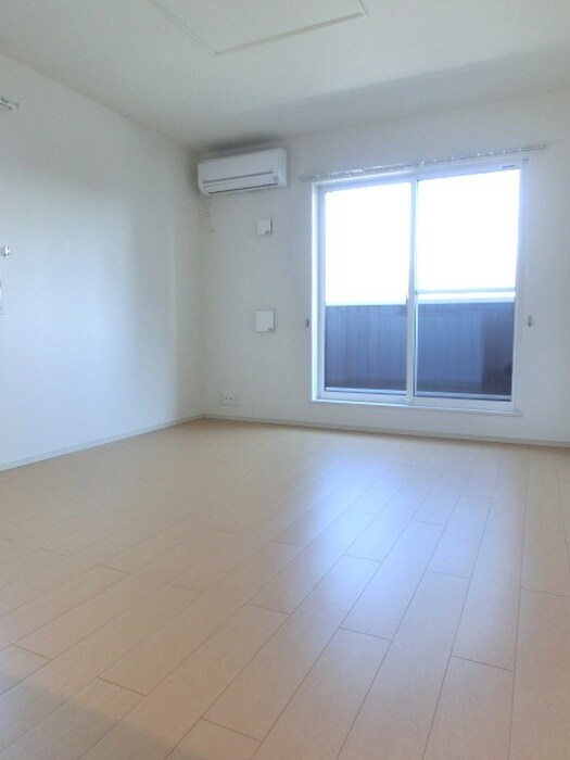 ドルチェヴィータ北山の物件内観写真