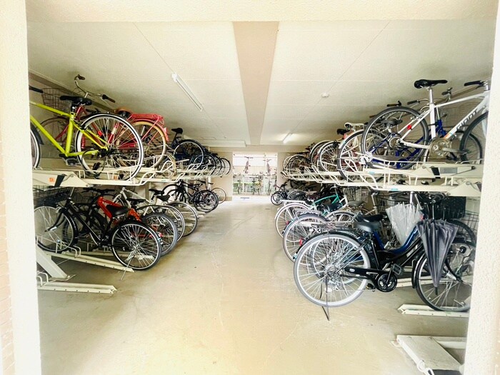 プレステージ岡本の物件外観写真