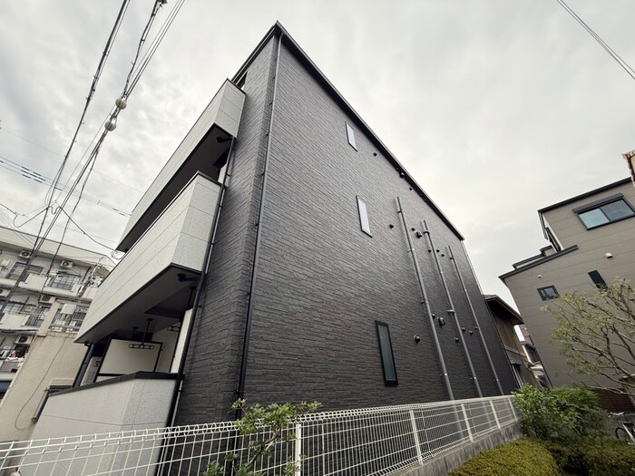 アルバス上野東の物件外観写真