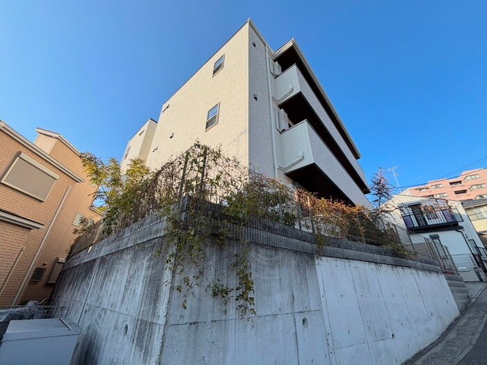 エルスタンザ伊丹の物件外観写真