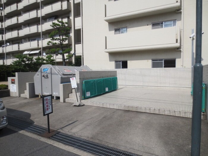 伊丹パ－ク･ホ－ムズ３号棟(602)の物件外観写真