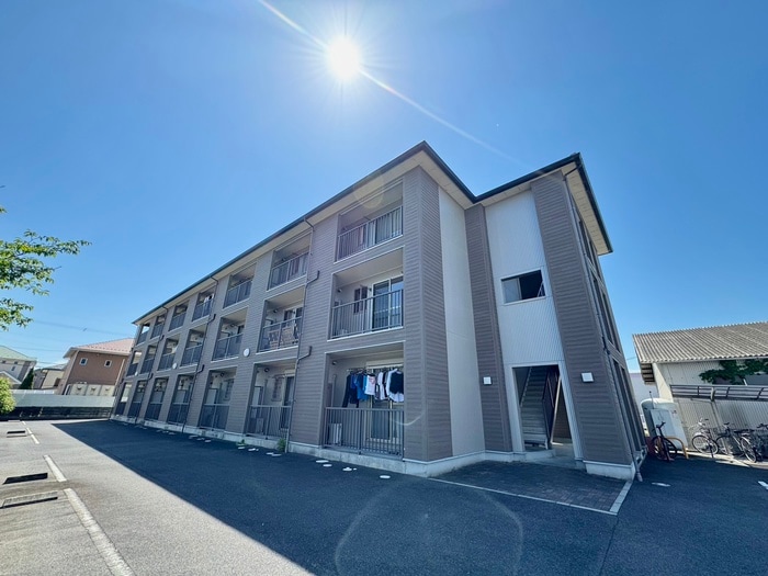 パ－ルコ－トの物件外観写真