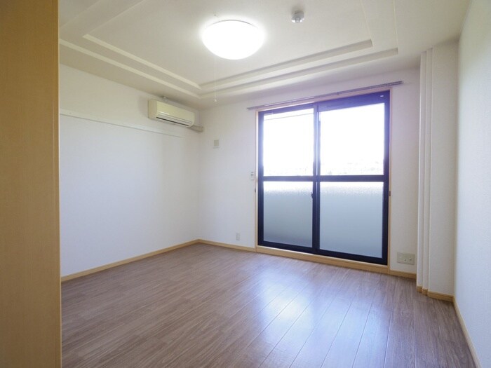 リヴィエ－ルの物件内観写真