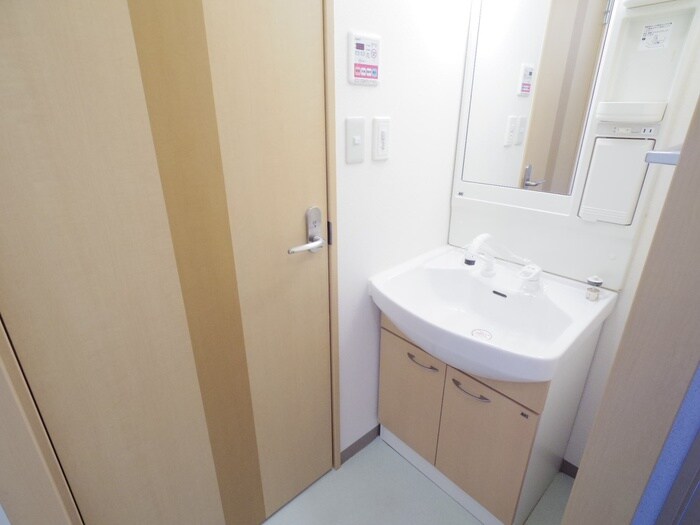 リヴィエ－ルの物件内観写真