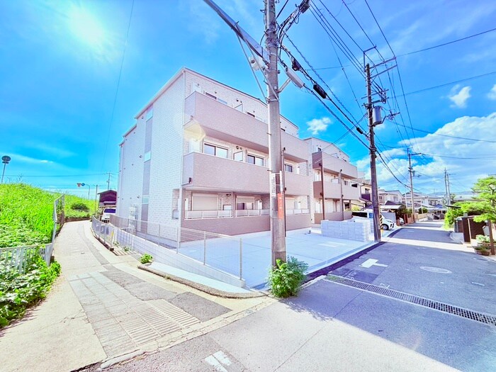 アート樟葉Ⅲの物件外観写真