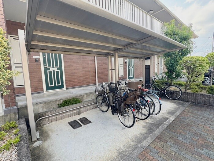 瀬田メディエ－トプラザＤ棟の物件外観写真