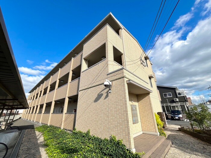 サンセッテ21の物件外観写真